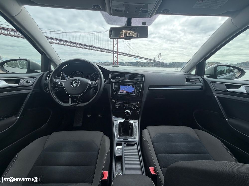 VW Golf 1.6 TDi Highline - 4