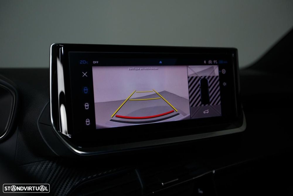 Peugeot 2008 1.2 PureTech Allure EAT8 - 28