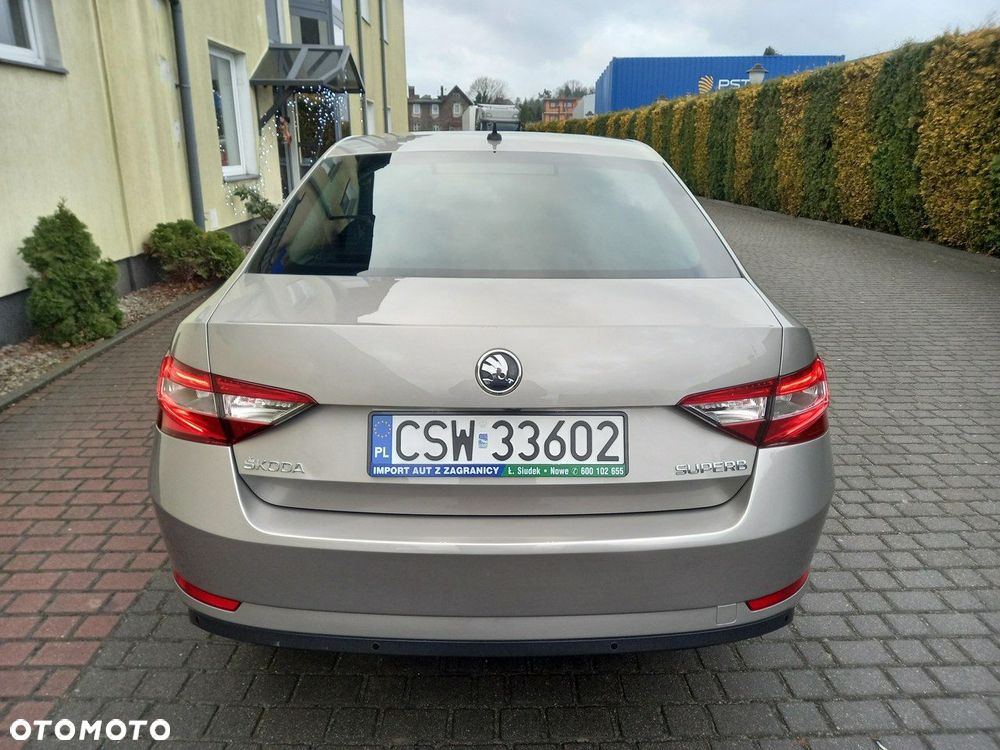 Skoda Superb 1.6 TDI Style - 13