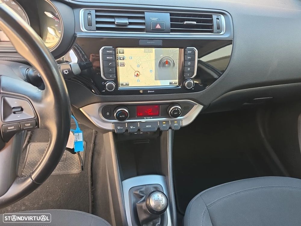Kia Rio 1.2 CVVT TX AC+VE - 9