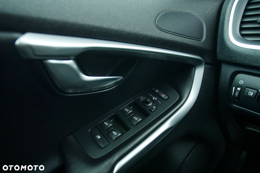 Volvo V40 D3 RDesign - 28