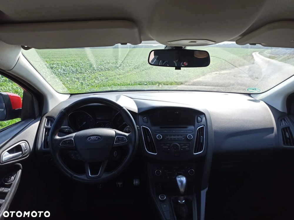 Ford Focus 1.0 EcoBoost ST-Line - 12