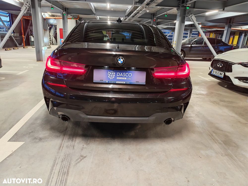 BMW Seria 3 330e Aut. M Sport - 12