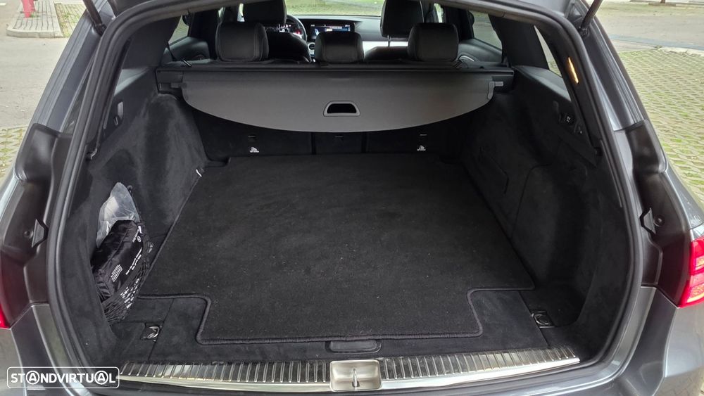 Mercedes-Benz E 220 d AMG Line - 60