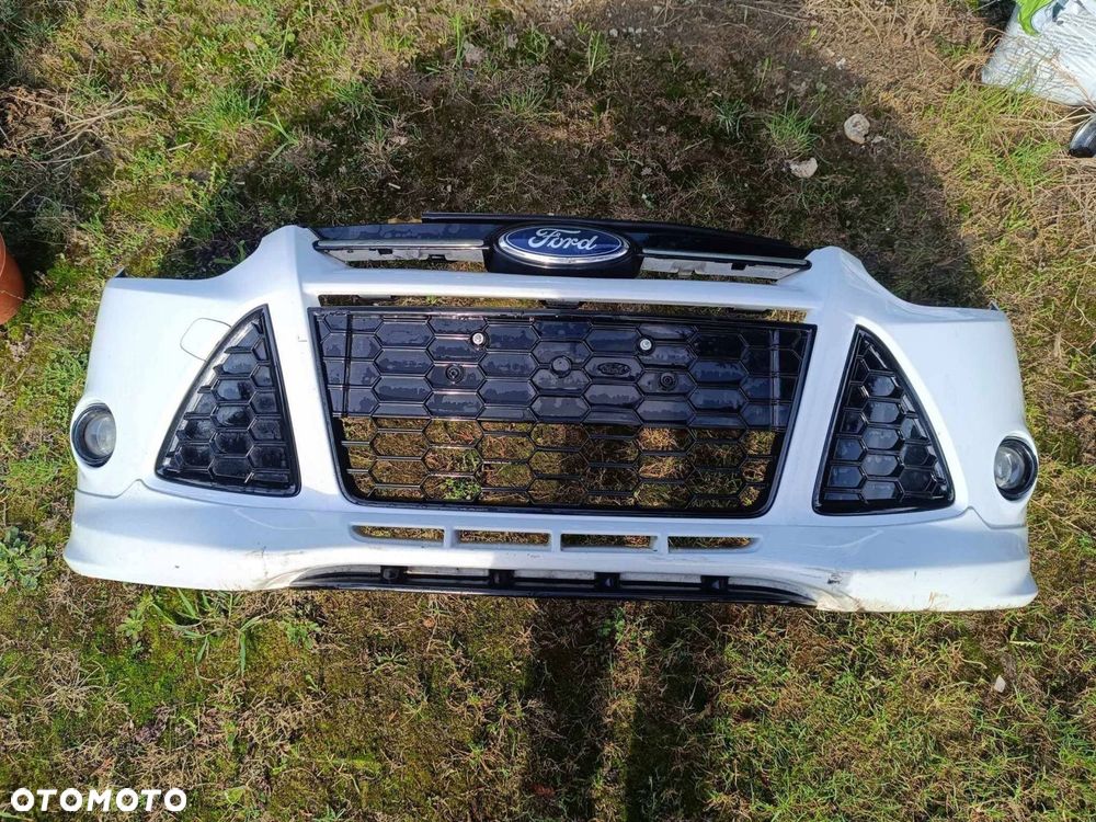 zderzak przedni ford focus mk3 2012 rok - 1