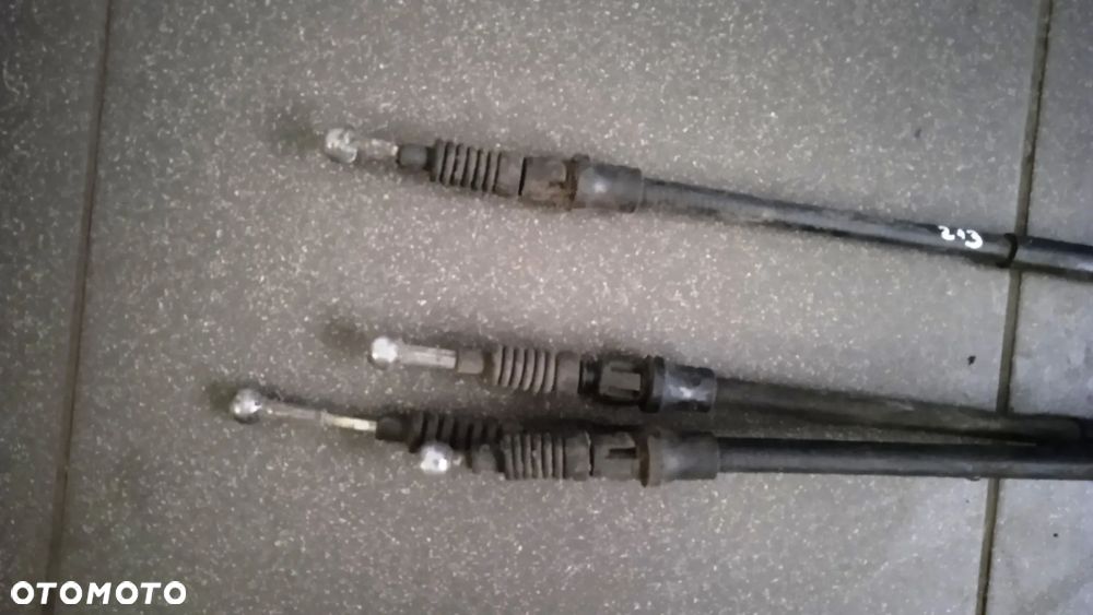 LINKA LINKI HAMULCA RĘCZNEGO	VW GOLF VI 1.6 TDI		1K0711951A 1K0711952A 609721AT - 3