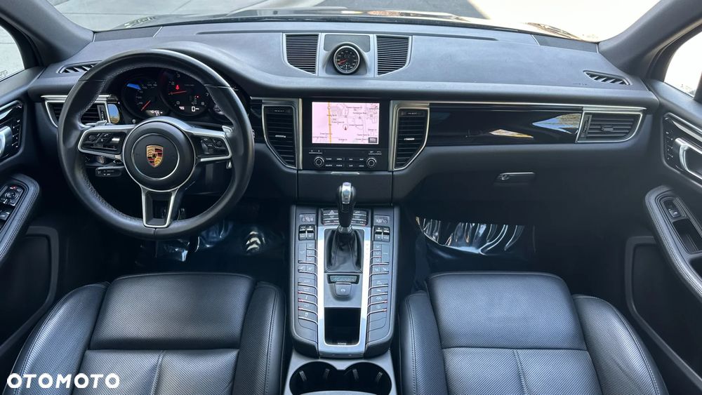 Porsche Macan - 17