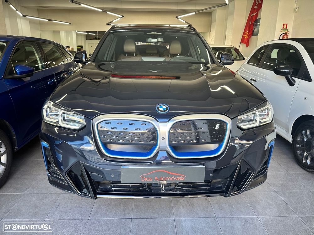 BMW iX3 M Sport Impressive - 2