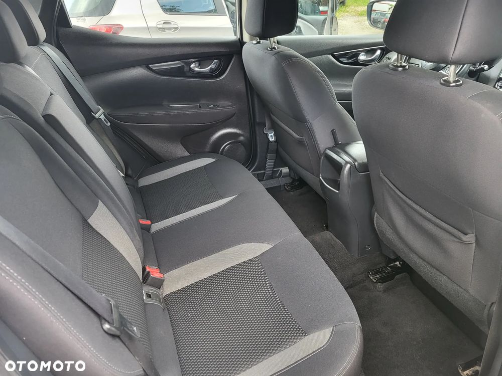 Nissan Qashqai 1.3 DIG-T Acenta - 26