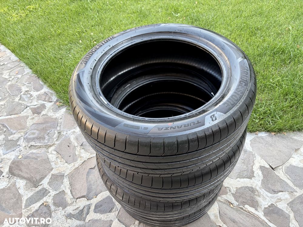 225/55/18 Bridgeston Turanza varǎ - 3