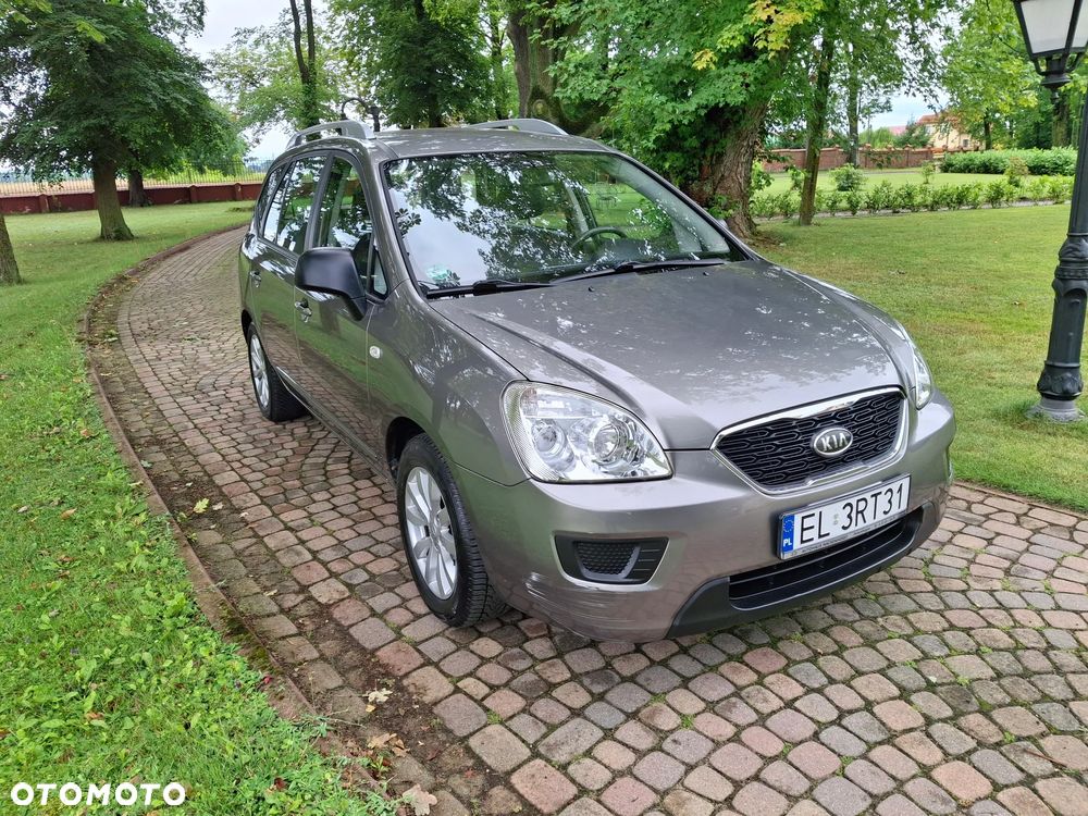 Kia Carens 1.6 CVVT Vision - 8