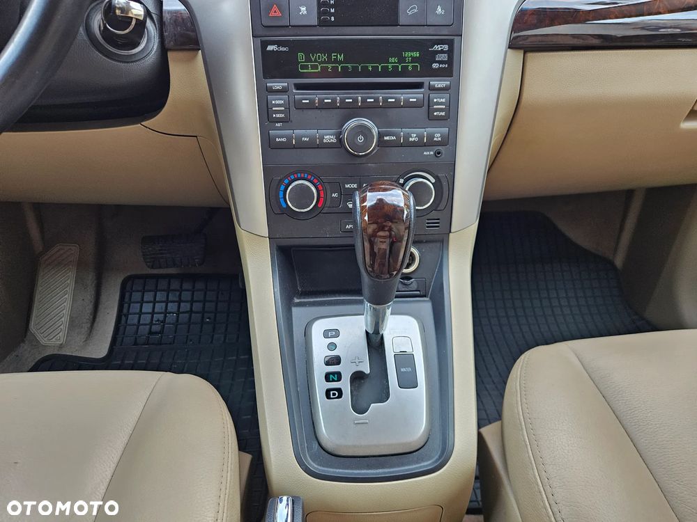Chevrolet Captiva 2.0 d LT high - 30