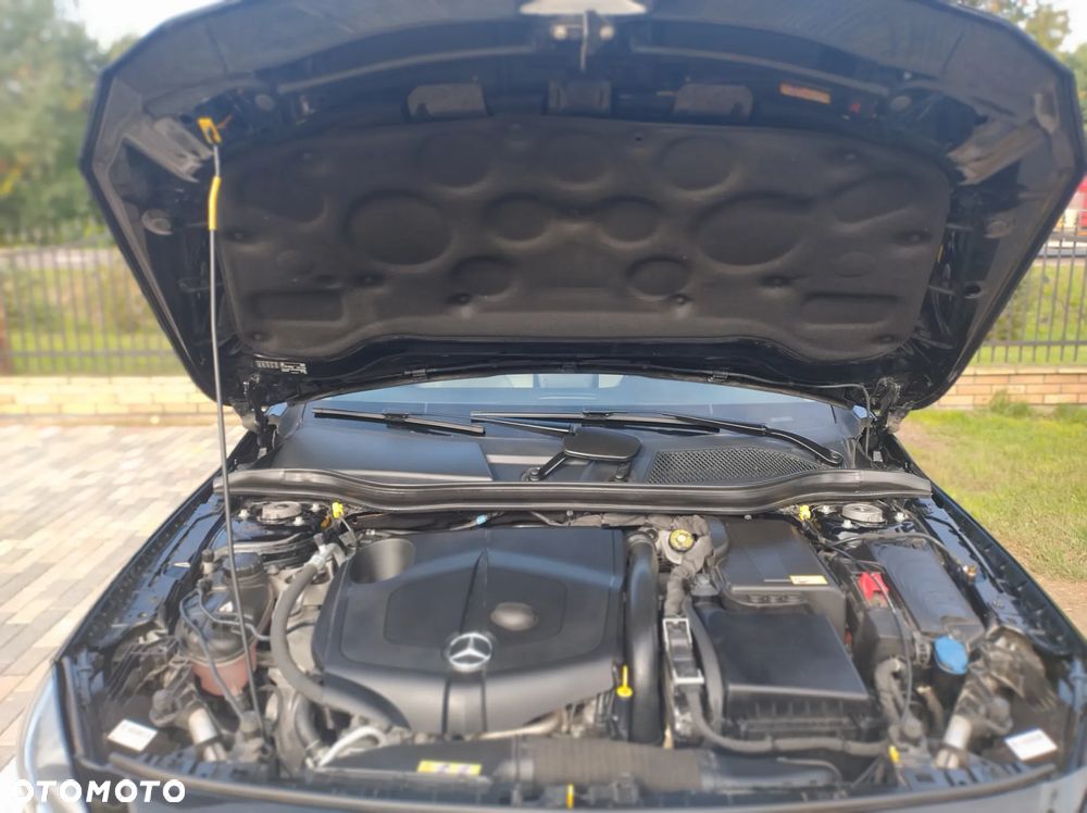 Mercedes-Benz GLA 200 d 4Matic 7G-DCT Style - 14