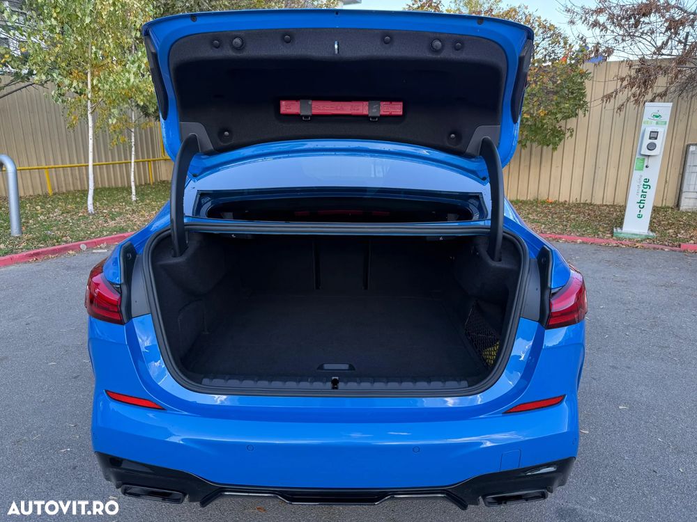 BMW M2 M235i xDrive - 17