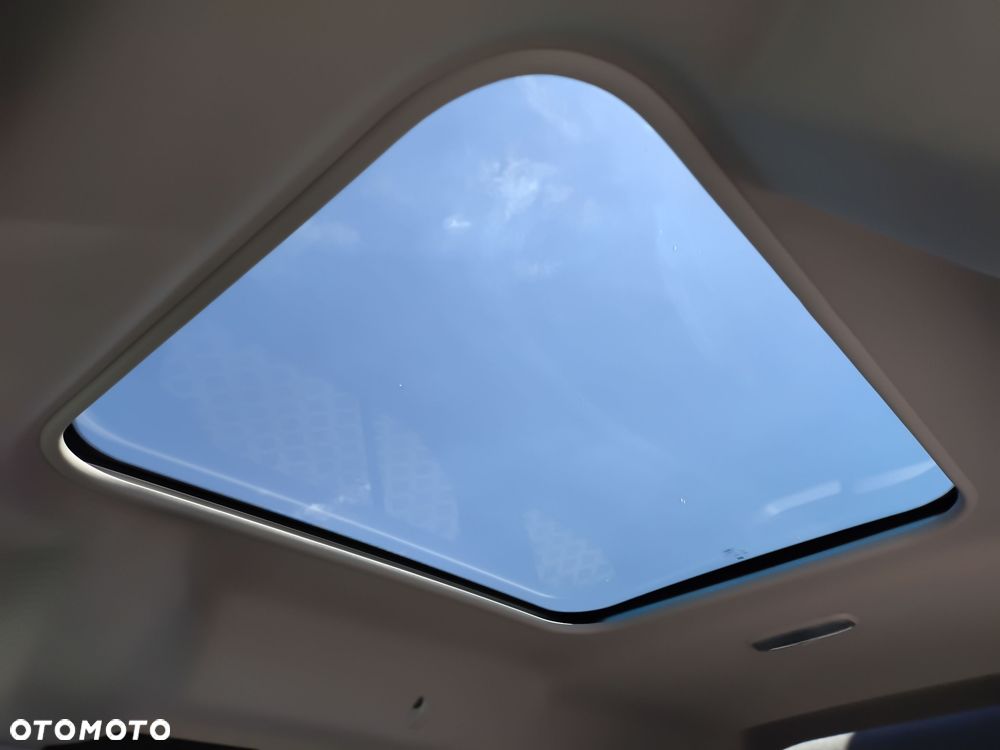 Ford Tourneo Connect 1.5 EcoBlue Titanium PowerShift - 21
