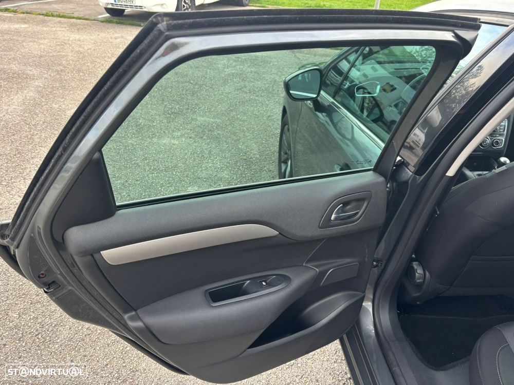 Citroën C4 1.6 e-HDi Exclusive - 35