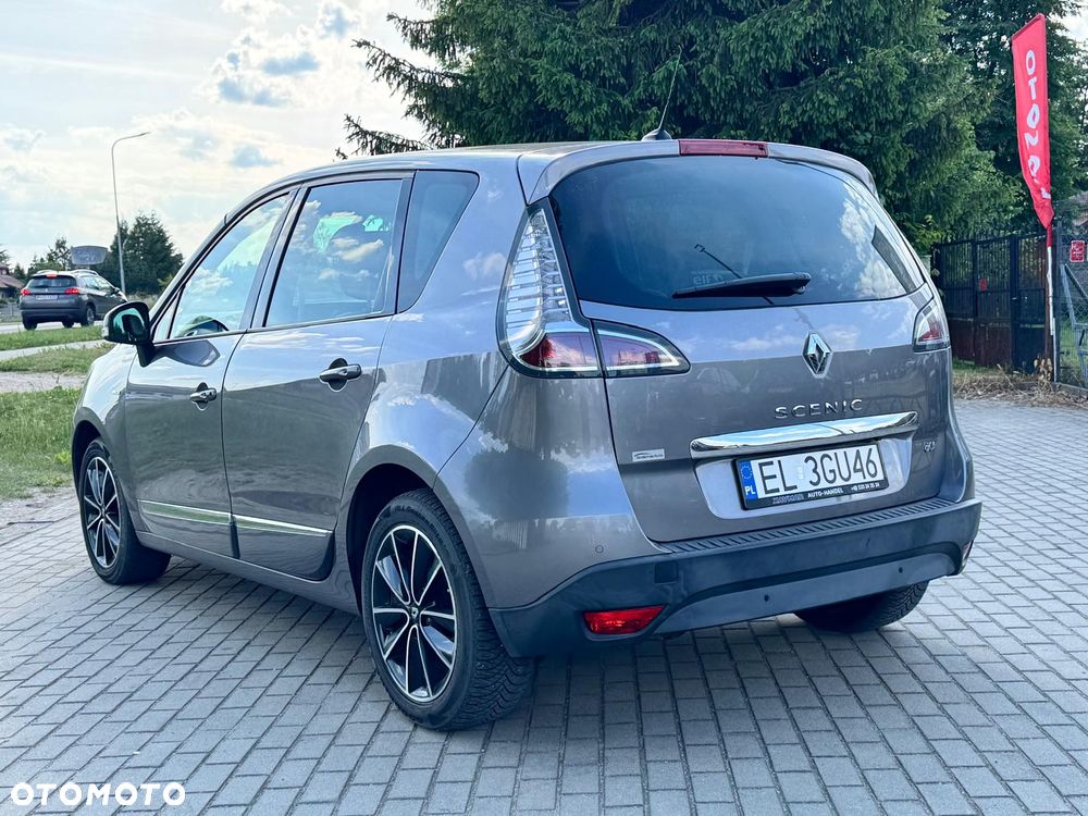 Renault Scenic 1.5 dCi Bose EDition - 11