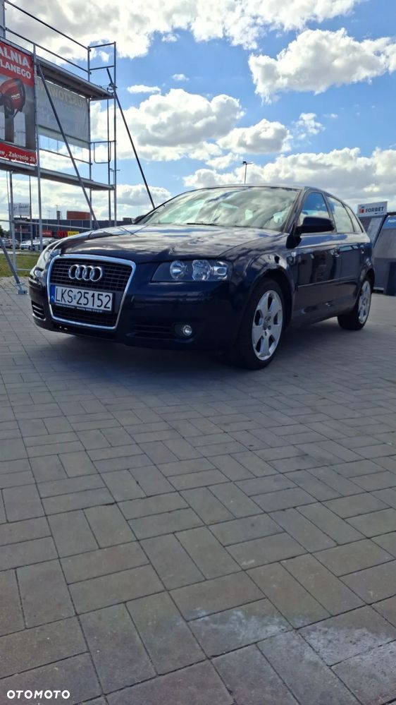 Audi A3 Sportback 1.6 FSI Ambiente - 1