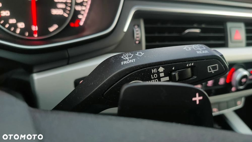 Audi A4 Avant 2.0 TDI ultra S tronic design - 5