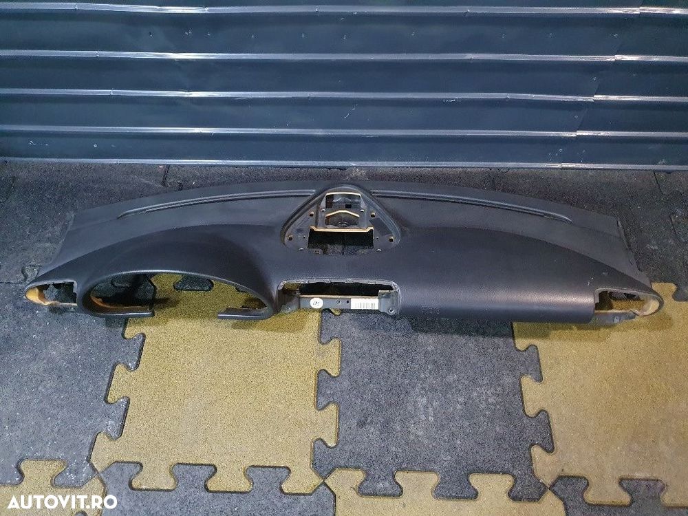 Plansa bord cu airbag pasager  MERCEDES-BENZ C-CLASS T-Model II S203 2001 - 2007 2.2 C 220 CDI OM 611.962  2036800187 - 1