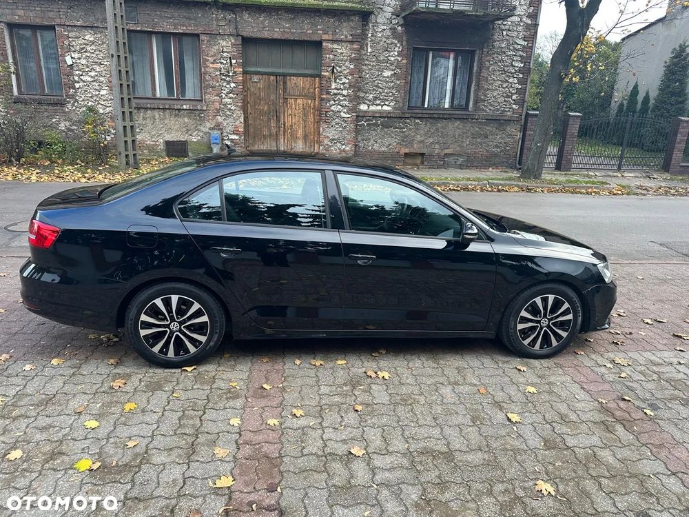Volkswagen Jetta 2.0 TDI DPF BMT Comfortline - 4