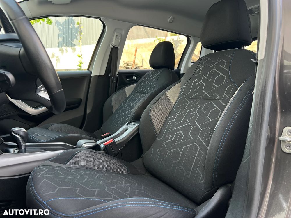 Peugeot 2008 PureTech 110 GPF Stop&Start EAT6 Style - 5