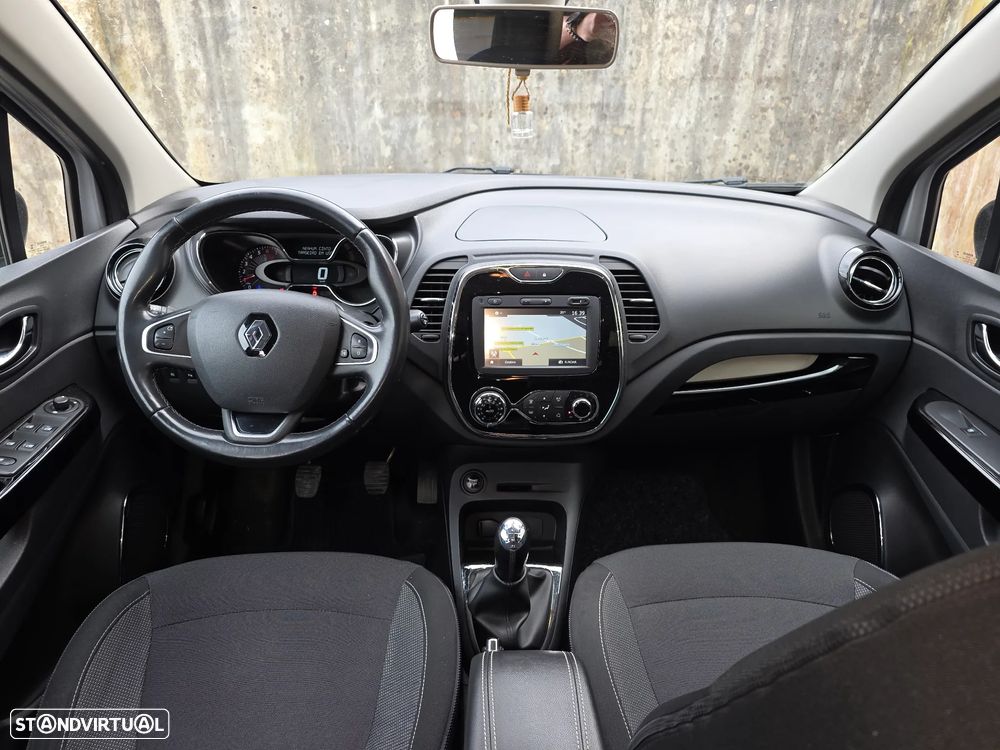 Renault Captur 0.9 TCE Exclusive - 24