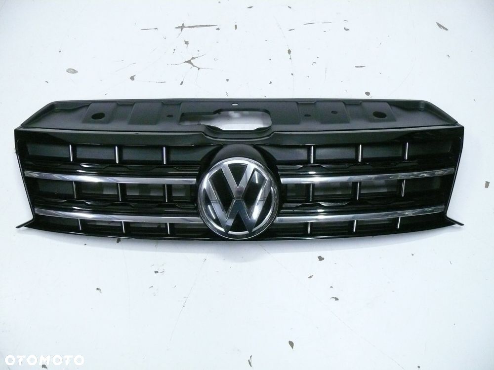 ATRAPA GRILL VOLKSWAGEN AMAROK 2H6 2016 2020 LIFT - 1