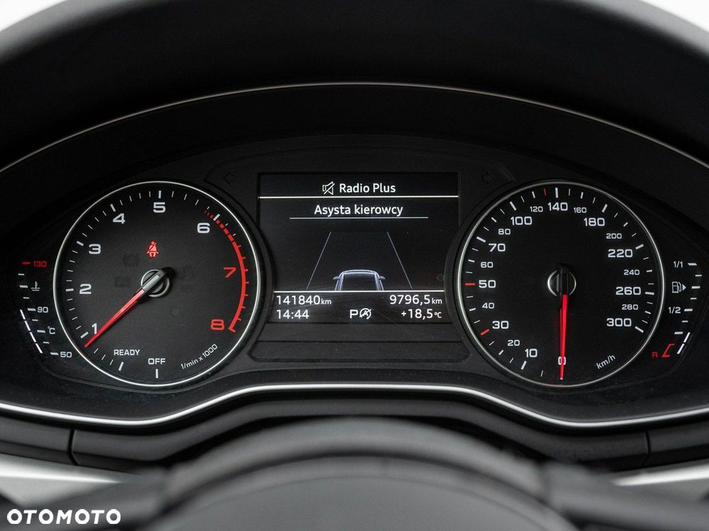 Audi A4 Avant 35 TFSI mHEV S tronic - 13
