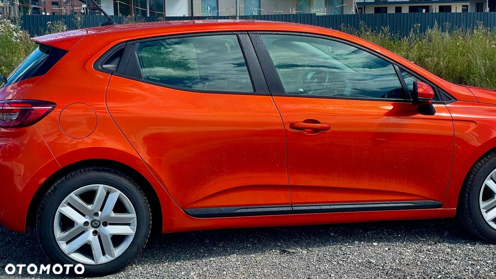 Renault Clio - 11
