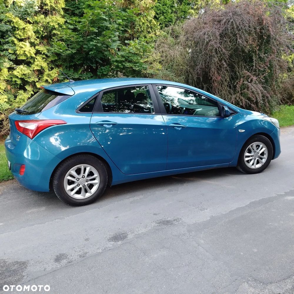 Hyundai i30 1.4 CRDi Advantage - 3