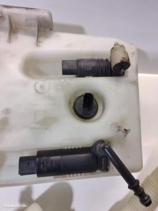 Deposito Limpa Vidros Faróis Xenon VW Golf 5 V mk5 - 4