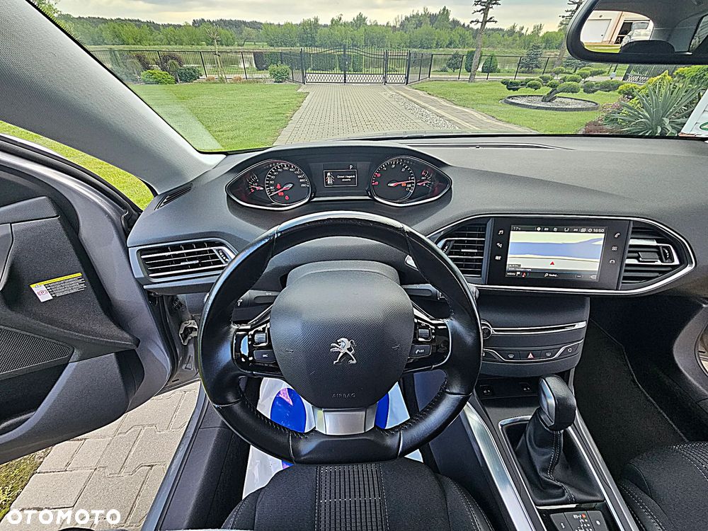 Peugeot 308 BlueHDi 150 EAT6 Stop & Start Allure - 11