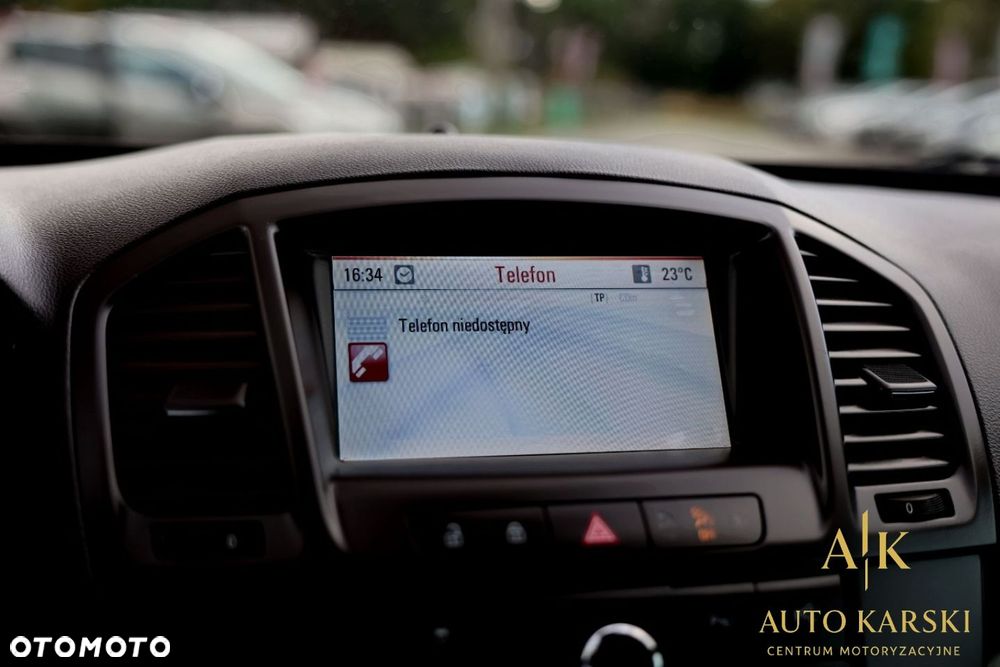 Opel Insignia - 23