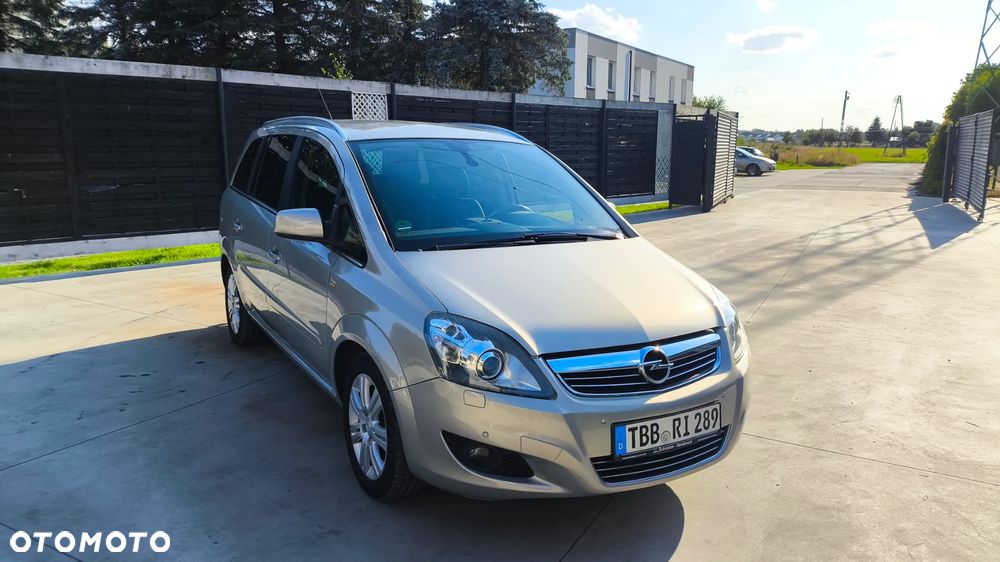 Opel Zafira 1.8 Easytronic Selection - 1