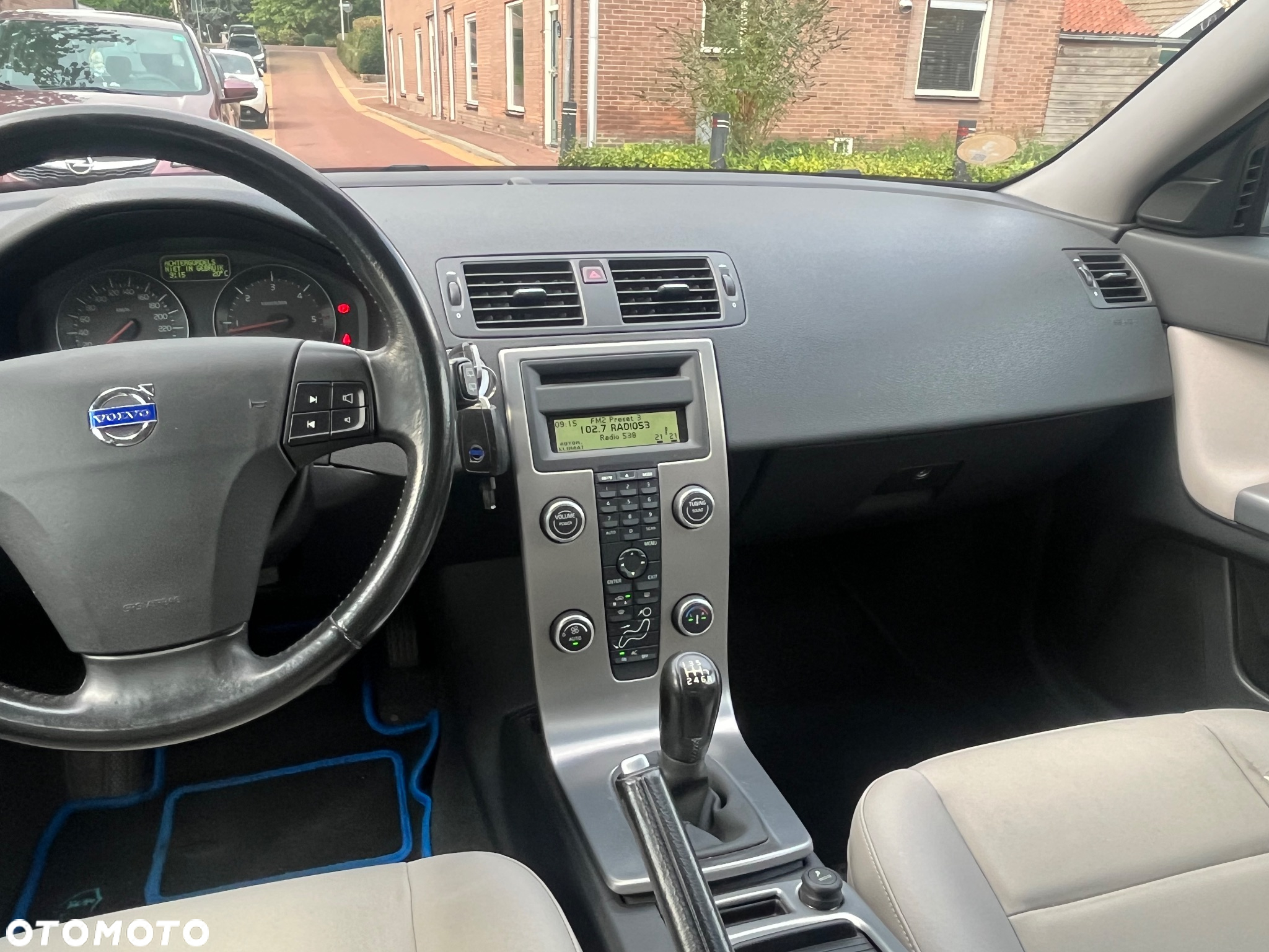 Volvo V50 D5 Momentum - 7