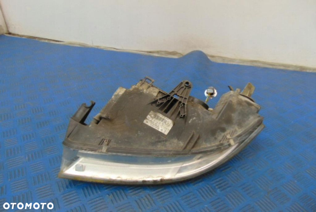 VOLKSWAGEN PASSAT B5 LIFT REFLEKTOR PRAWY - 7