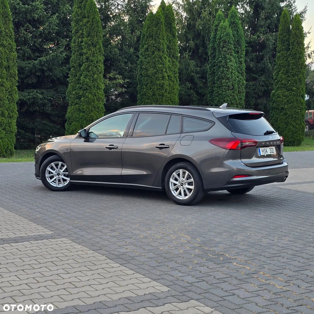 Ford Focus SW 1.0 EcoBoost Hybrid TITANIUM X - 11