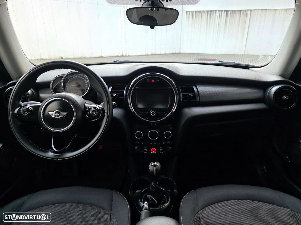 MINI 3 Portas Cooper D - 43