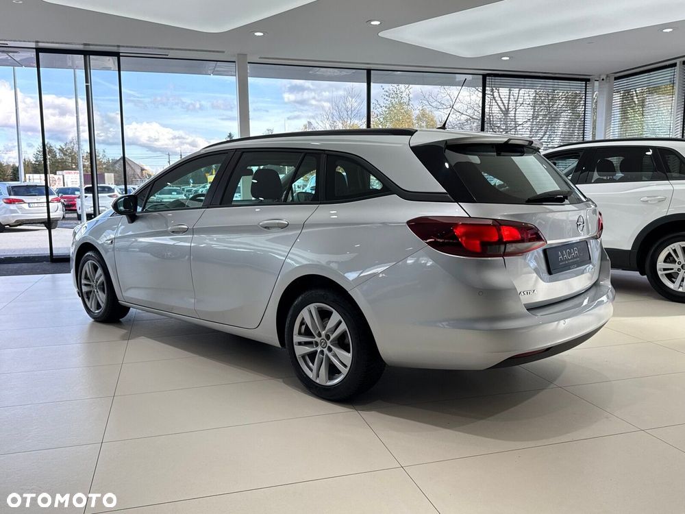 Opel Astra - 3