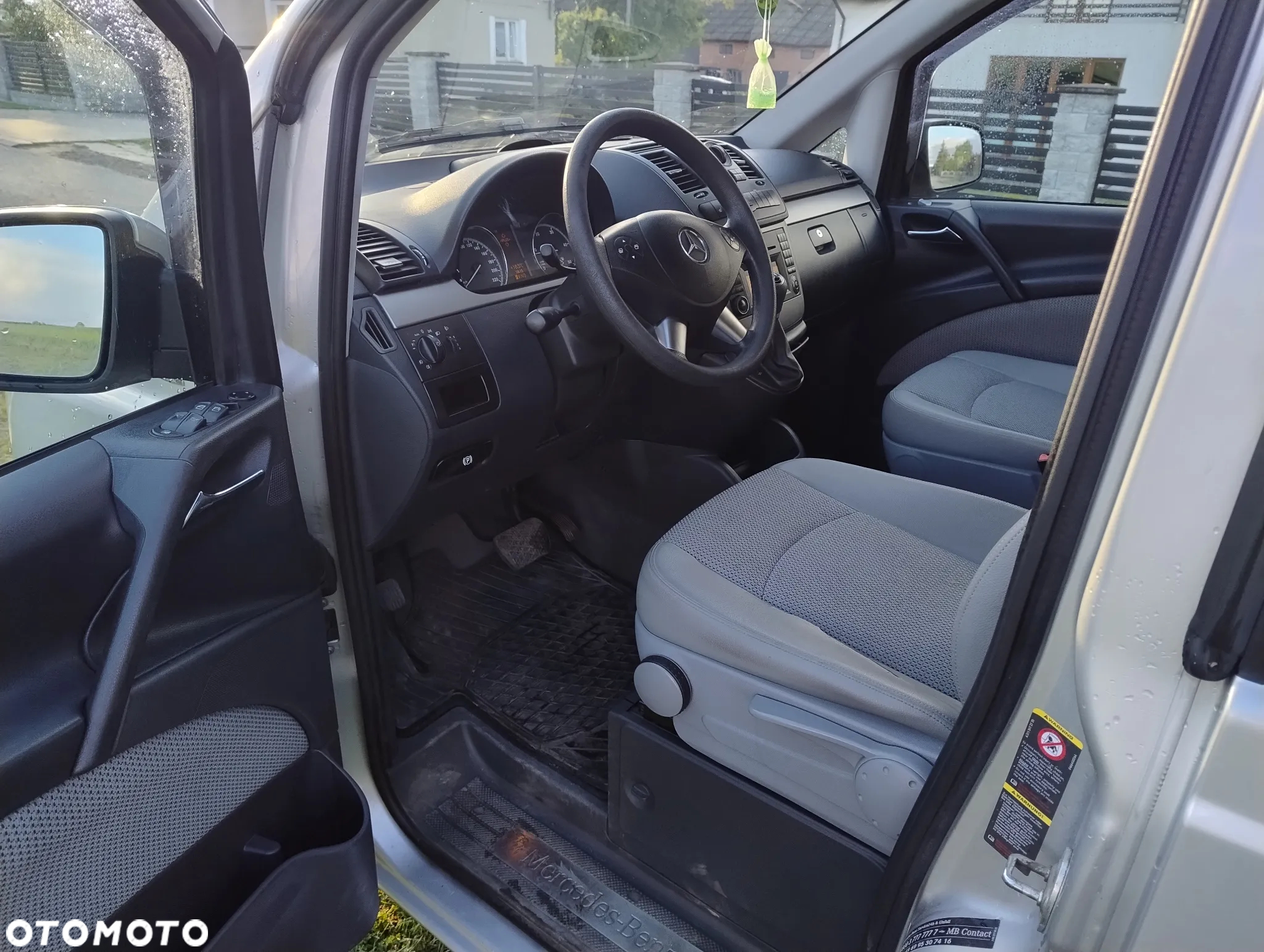 Mercedes-Benz Viano - 18