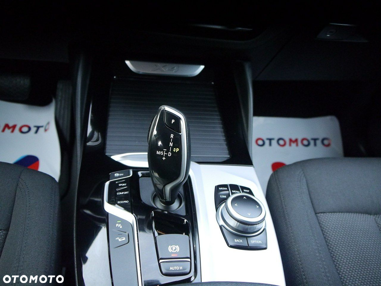 BMW X4 xDrive20d xLine - 23
