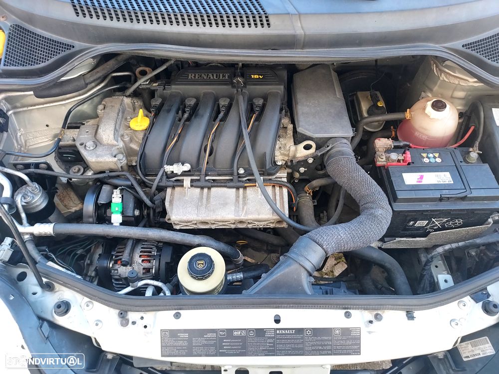 Renault Scénic 1.4 16V RXE AC - 7