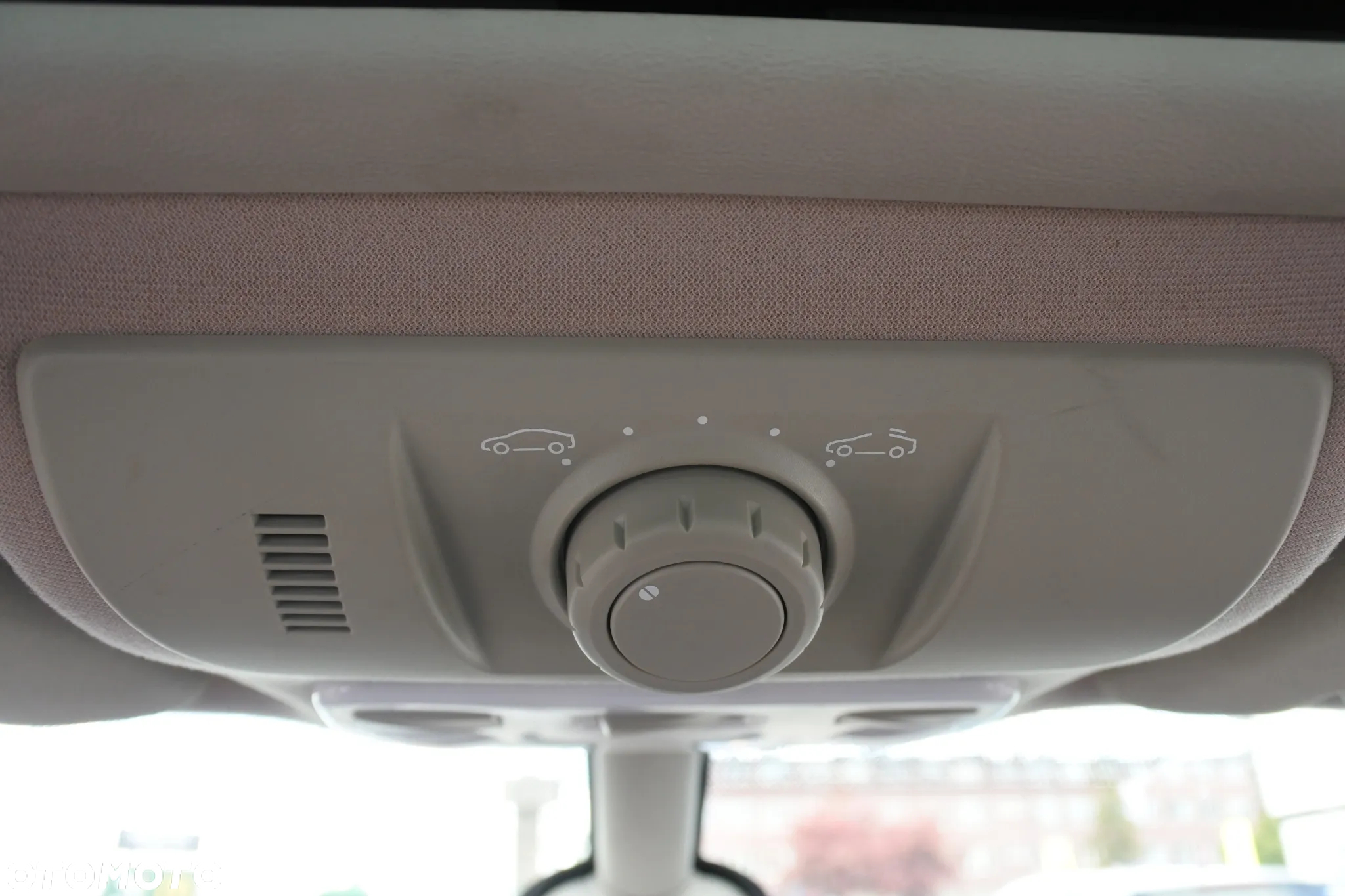 Renault Scenic ENERGY TCe 130 BOSE EDITION - 23