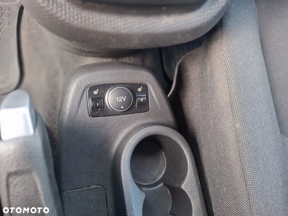 Ford Tourneo Connect - 19