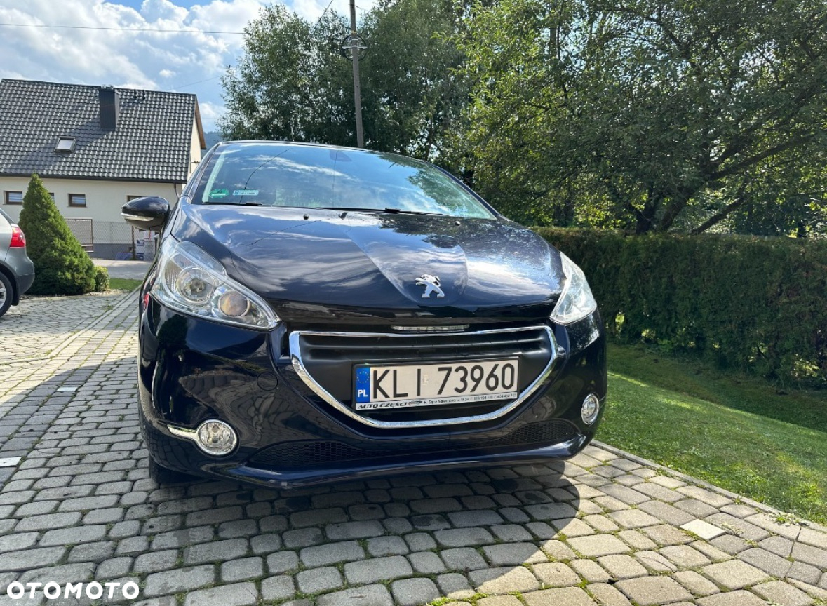 Peugeot 208 1.2 PureTech Allure - 4