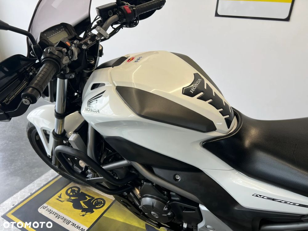 Honda NC - 16