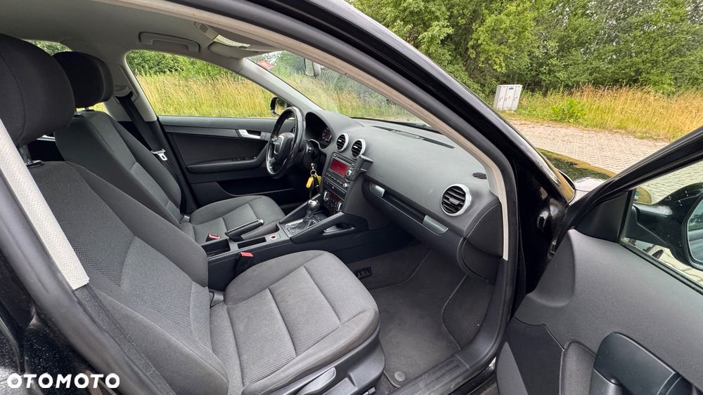 Audi A3 Sportback - 14