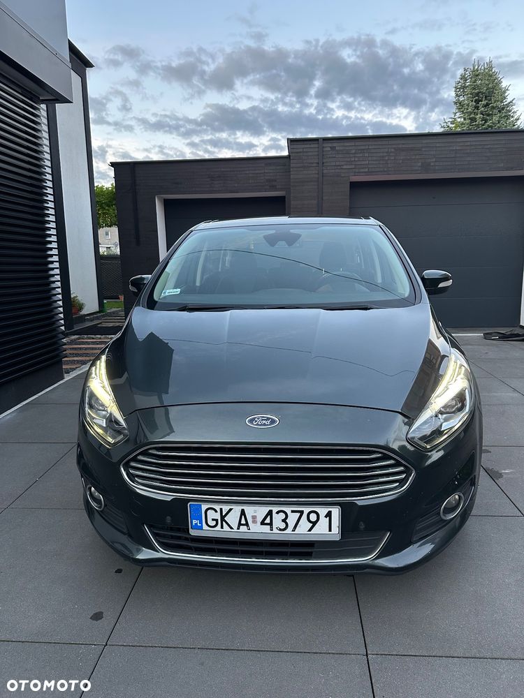 Ford S-Max 2.0 TDCi Titanium PowerShift - 2