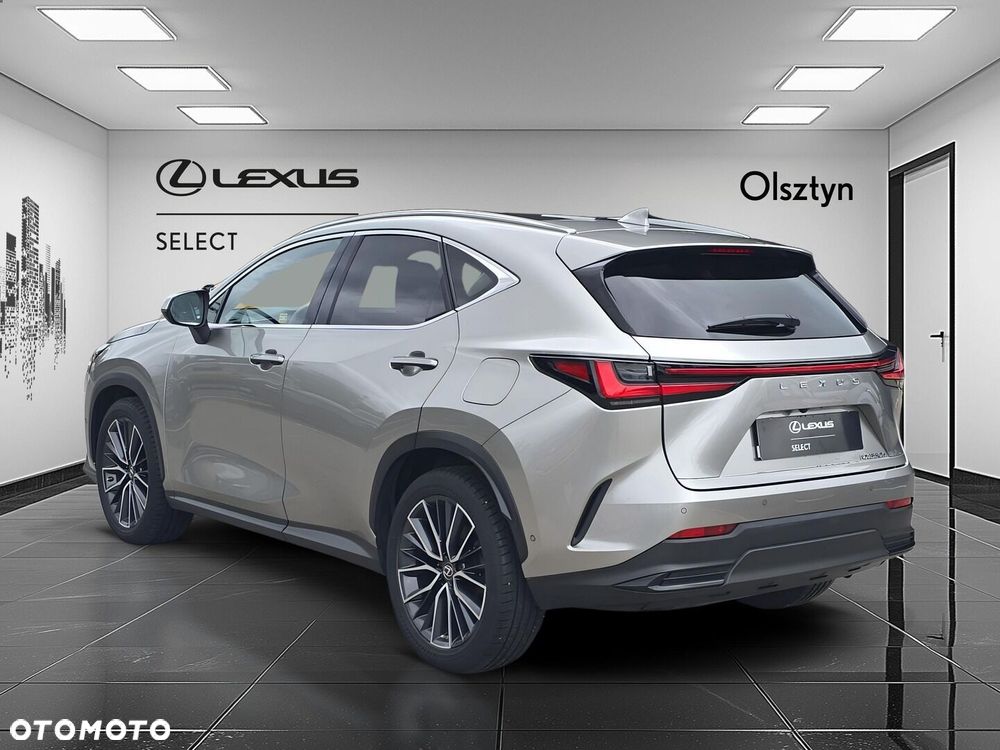 Lexus NX 350h Omotenashi AWD - 8